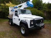 LAND ROVER DEFENDER 110